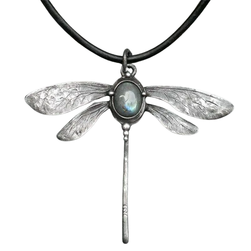 Viera - Vintage dragonfly necklace | Silver