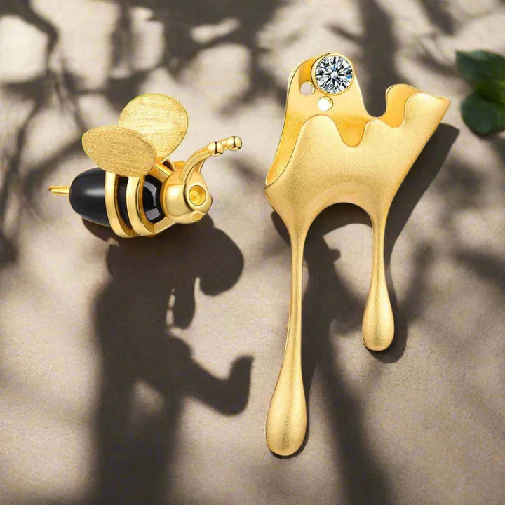 Victoria - Dripping honey & bee ear earrings made of gold