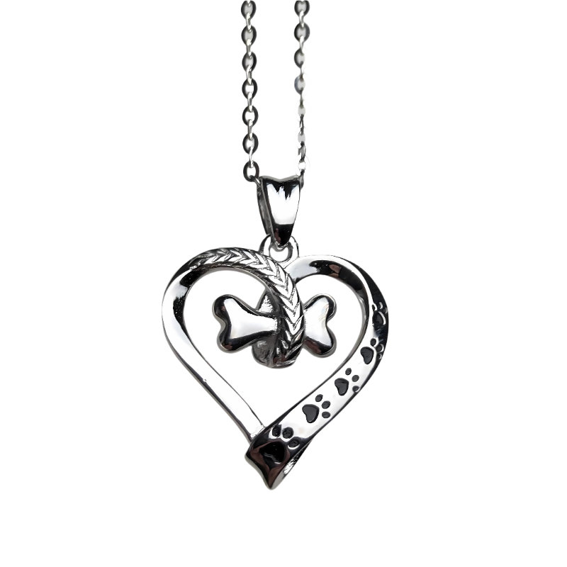 Keandra - Silver necklace with paw & heart