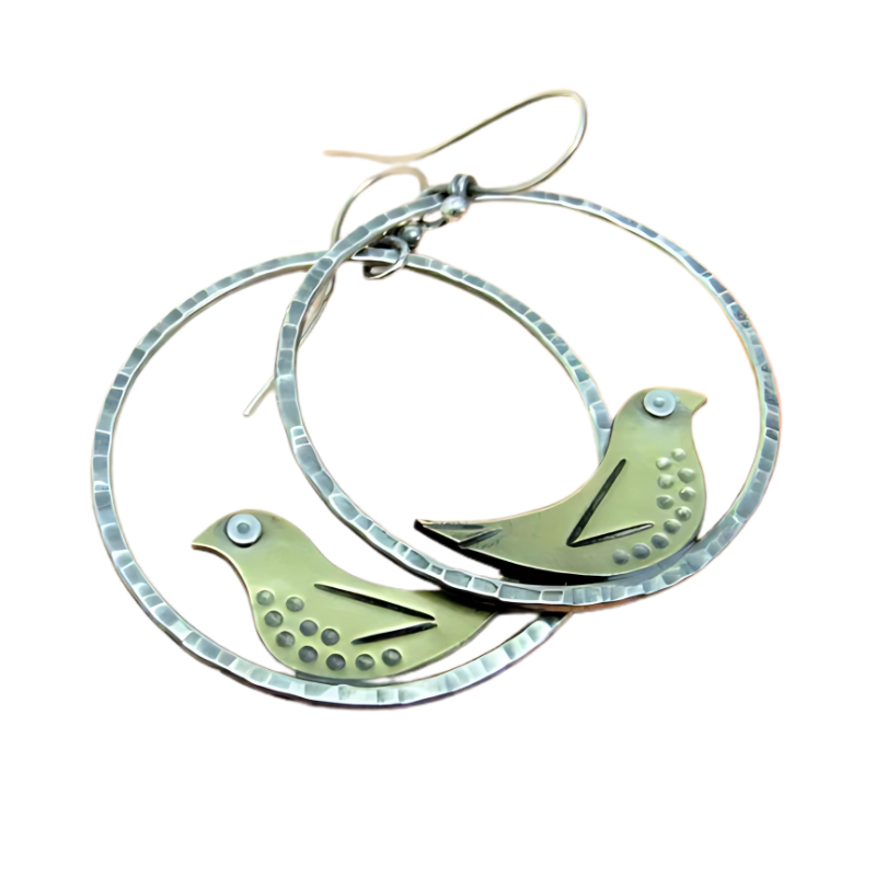Paige - Hohl worked vintage bird earrings in green