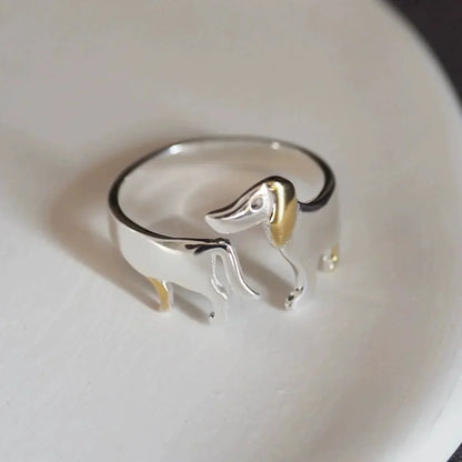 Tillsley - Adjustable dachshund ring made of 925 silver