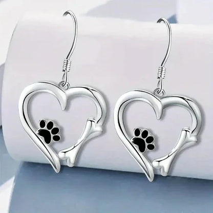 Yaritza- silver drop earrings with heart