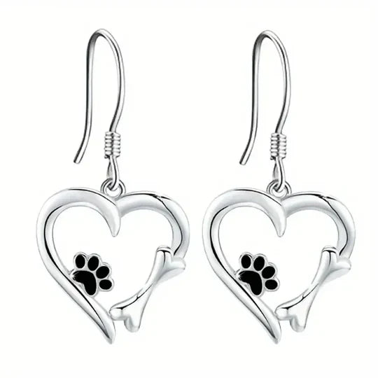 Yaritza- silver drop earrings with heart