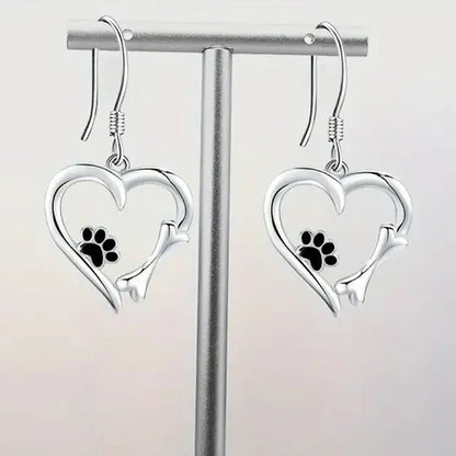 Yaritza- silver drop earrings with heart