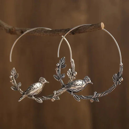 Hallie - Vintage bird earrings with timeless charm | Silver