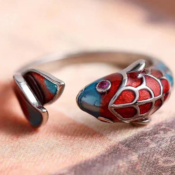 Keen -vintage koi ring with enamel detail | Silver
