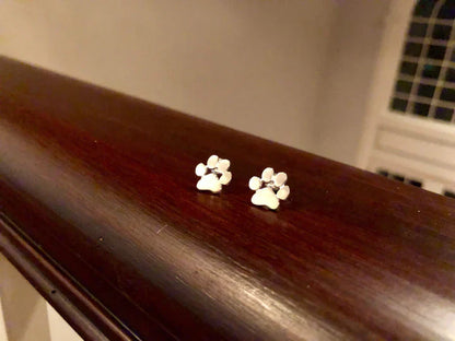Megan - Hypoallergenic paw earrings made of Gold